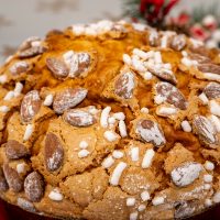 Panettone Mandorlato con Albicocche - immagine 5
